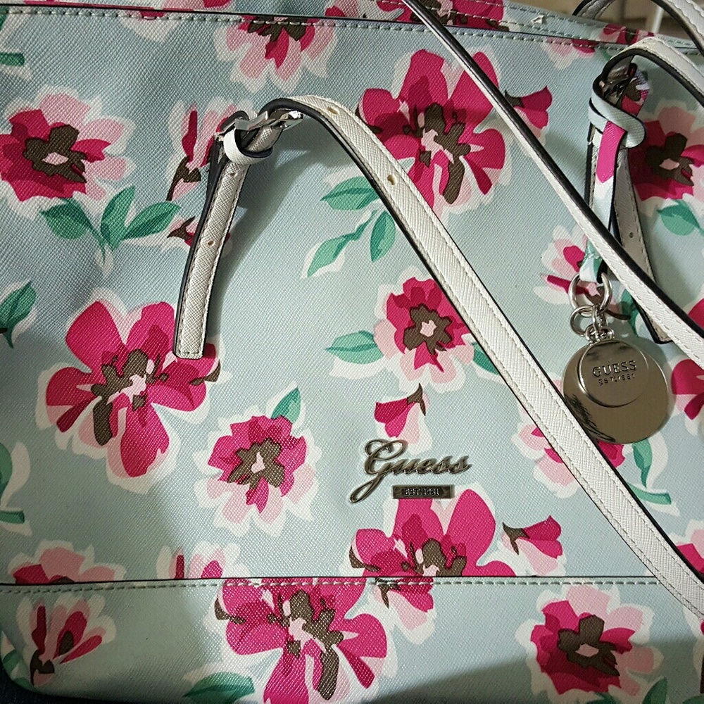 Guess purse